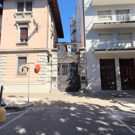 The Dante House